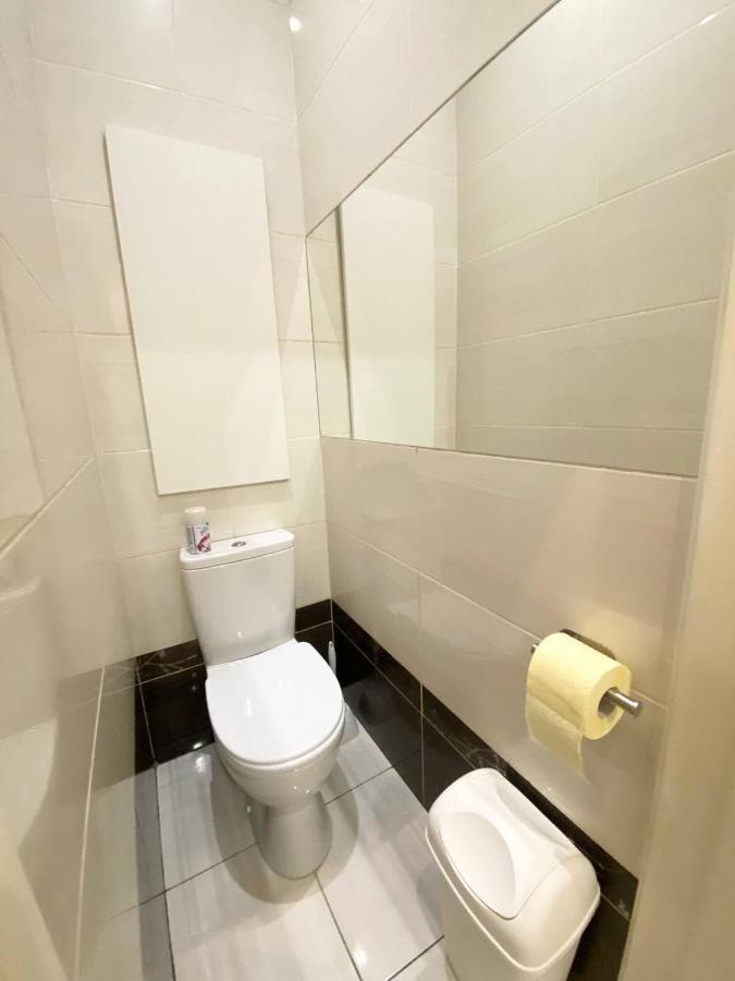 Світло Є! Історичний Центр! Apartment Kiev Bagian luar foto