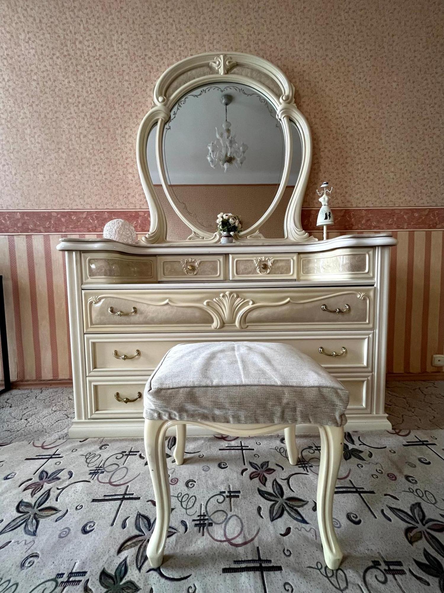 Світло Є! Історичний Центр! Apartment Kiev Bagian luar foto